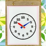 《送料込み》手作り時計　持ち歩ける『シンプル 時計』〜桃色〜