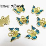 【D-0105】10pcs　蝶々　ラメ入り　13×11mm　ブルー　チャーム