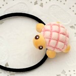 イチゴカメロンパンのヘアゴム