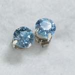 スワロフスキー・チャトンのピアス（6mm・アクアマリンイグナイト・2020春の新カラー）