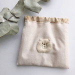 シンプルなクマさんの刺繍バネポーチ(小)
