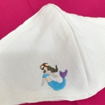 マーメイド刺繍のシンプル布マスク　大人用立体マスク　大人用マスク　シンプルマスク　夏マスク　ダブルガーゼマスク　人魚柄　マーメイド柄　刺繍