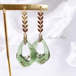 SWAROVSKI ×クリアドロップフープ　くすみグリーン　ピアス/イヤリング