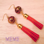 栗色タッセルピアス
