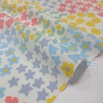 シャーディング生地｜110×50cm｜nina｜クッカタルハ｜アイボリー｜北欧風｜花畑｜フラワープリント｜ソフリー加工