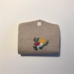 きのこ🍄刺繍入り　仮置きマスクケース