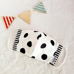 モノクロドットのクラシカルマスク　white　ベビー～大人用Lサイズまでの６サイズ展開　夏マスクにも
