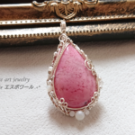 ＊ロードナイトシリカ(桜ロードナイト)のワイヤーアートジュエリー＊ペンダントトップ ネックレス color:シルバー 