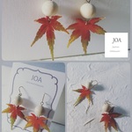 木の玉と紅葉のピアス…