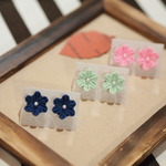 つまみ細工の耳飾り　【ピアス023】