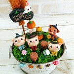 3匹の子ブタとオオカミのハロウィン🎃   粘土 樹脂粘土 ハロウィン 置物 季節物  可愛い ぶた好き 