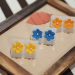 つまみ細工の耳飾り　【ピアス024】
