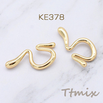 KE378   1個   デザインイヤーカフ ウェーブ型 18×38mm ゴールド【1ヶ】