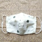 ◆◇送料無料♪生地在庫少なめ♪Ｗガーゼ生地♪まあるい猫柄♪白系♪大人用マスク♪立体マスク♪大きめ◇◆
