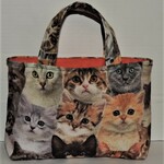 再再販】猫柄　手提げバッグ