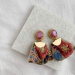 スワロフスキーとインド刺繍リボンのピアス＊イヤリング