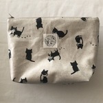 【t様オーダー品】ume＊mew ラミネートポーチ（ハチワレ）