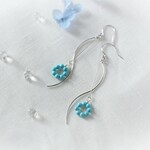 シルバー925＊ターコイズブルーの花の揺れるピアス＊フラワー＊サークル