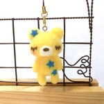 Sparkle！星クマさん　Ａ　黄色　羊毛フェルトストラップ