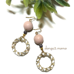 1点限定☆300円☆ラウンド(ピンク)☆ツイストリング☆のピアス/イヤリング