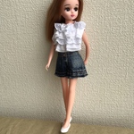 リカちゃん服(フリフリトップスとショートパンツ)