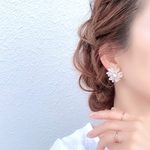 シルバー925芯𓐍キラキラ　クリスタル　フラワー𓐍ピアス　インポート　カジュアル  夏　海　大人可愛い　お呼ばれ　結婚式　二次会　キレイ　エレガント　清楚　上品　ビジュー