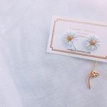 ＊アシンメトリーなお花のピアス＊