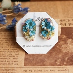 blue flower オーバルピアス、イヤリング