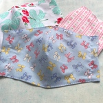 夏向きです。かわいいリボン🎀の柄の大人のマスクよりどり2枚700円です。