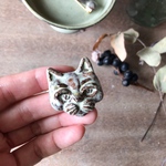 ● Brooch ● cat ミント