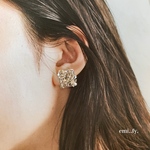 ❤︎new❤︎✳︎さざれガラス✳︎のシルバーピアス✳︎イヤリング