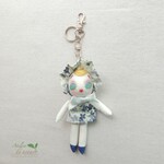 文化人形キーホルダー　ブルー花柄