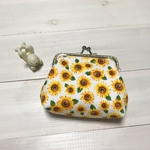 がま口ポーチ　ひまわり　白