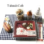 hand made  ミニチュア　ドールハウス食欲旺盛　高校生のコンビニ弁当セット