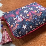 リバティ フォービドゥン・フルーツのポーチ / ブラウン系