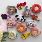 送料込み２つセット♡お花畑のクマさんのベビーヘアクリップ