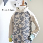 ☆90☆スタンドカラートレーナー　モンスター♪