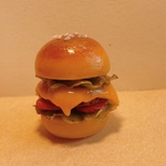 ハンバーガー樹脂ピアス🍔(予約作品)