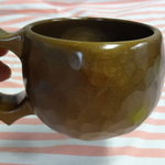 朴の木で作った一木彫りのコーヒーカップ