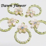 【A-1603】5pcs　リング　花　ラインストーン付き　25×17mm　ピンク　チャーム
