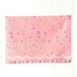お試し価格💖ランチョンマット・苺とリボンとスカラップ25×35