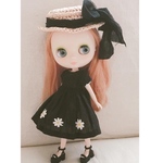 【受注製作】ドール服 ミディブライスアウトフィット ブラックコットンリネンワンピース（フラワーモチーフ）