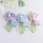 がくあじさいとキャッツアイのピアス ＊つまみ細工＊