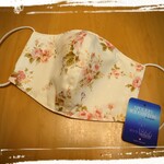 真夏のマスク⭐クリームドット⭐薔薇のブーケ⭐アイスコットン⭐スポエリー⭐接触冷感⭐大人用手作り立体マスク⭐3層構造✨   