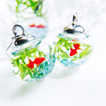 金魚のガラスドーム   ピアス イヤリング