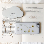 【再販】植物標本 のような 押し花 スマホケース - book white   *。 iPhone