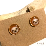 コロっとゆるかわ✩　なまけものピアス♪