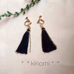 《再販♡》タッセルとゴールドチェーンのイヤリング＊＊black