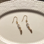 feather pearl crash beads earring&pierce