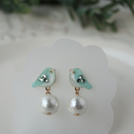 小鳥のイヤリングorピアス【グリーン】